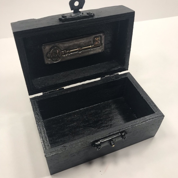 Harry Houdini Magician inspired distressed graffiti Rocker Box Mini - Picture 7 of 12